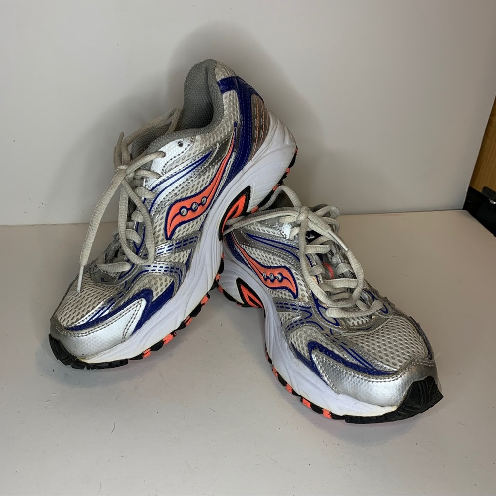 Saucony Women’s Athletic Running Sneakers Sz 7